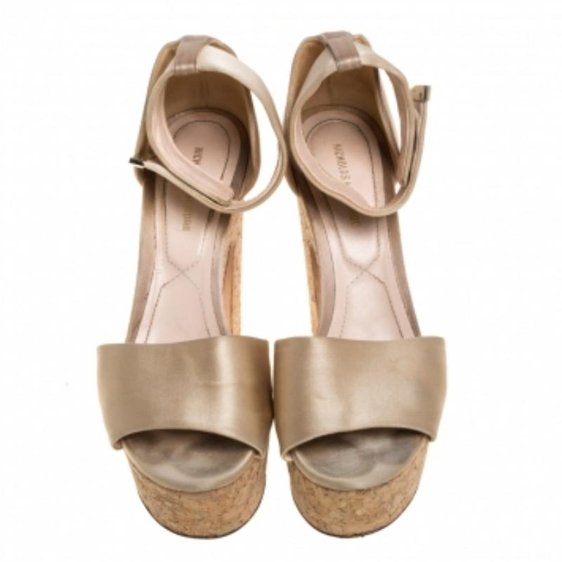 Nicholas Kirkwood Beige Satin Platform Sandals Size 37 For Sale 2