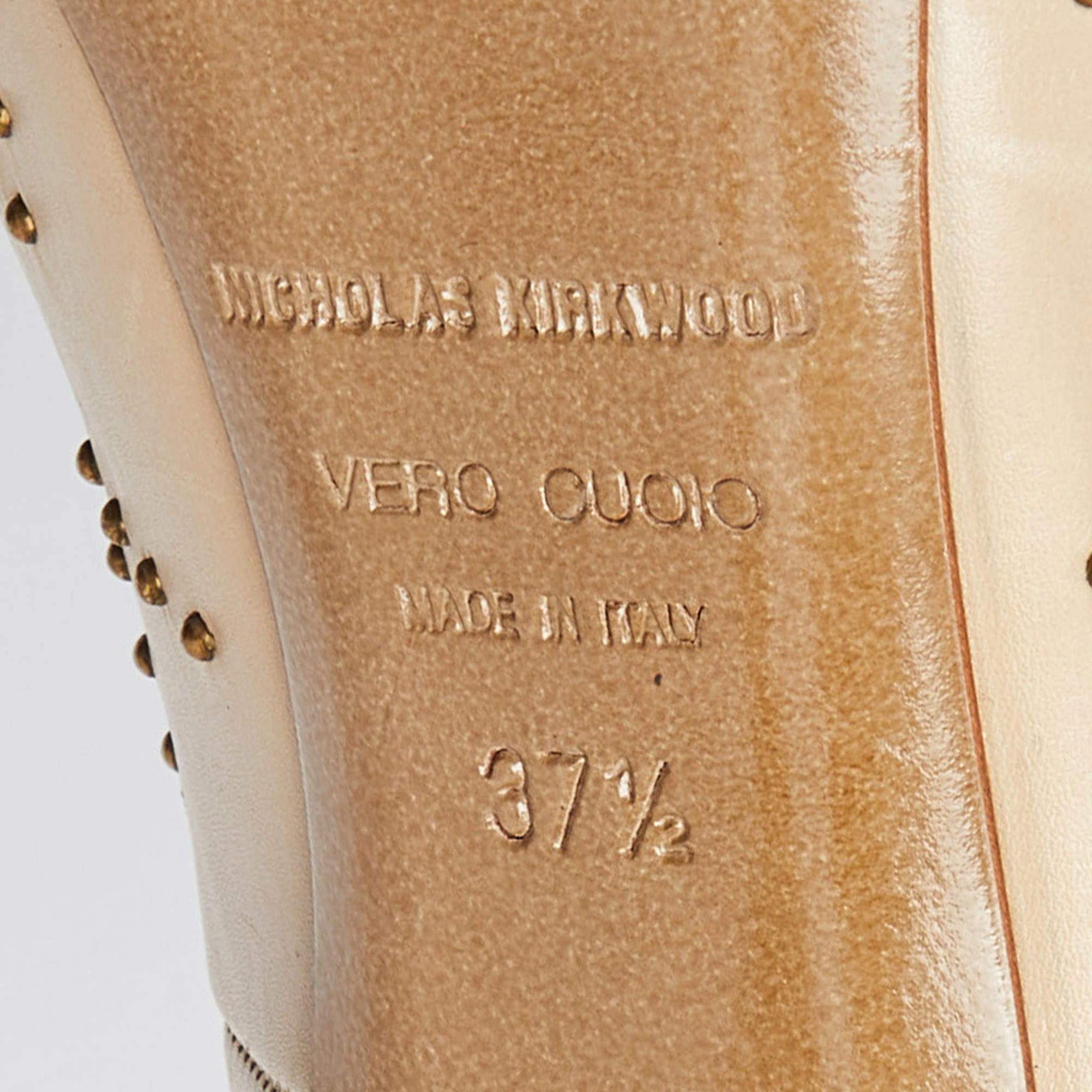 Nicholas Kirkwood escarpins à plateforme cloutés beige taille 37,5 en vente 3