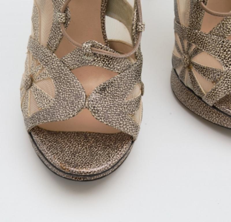 Nicholas Kirkwood Beige, pelle testurizzata e rete, sandali con piattaforma Up & Up Taglia 39 in vendita 1