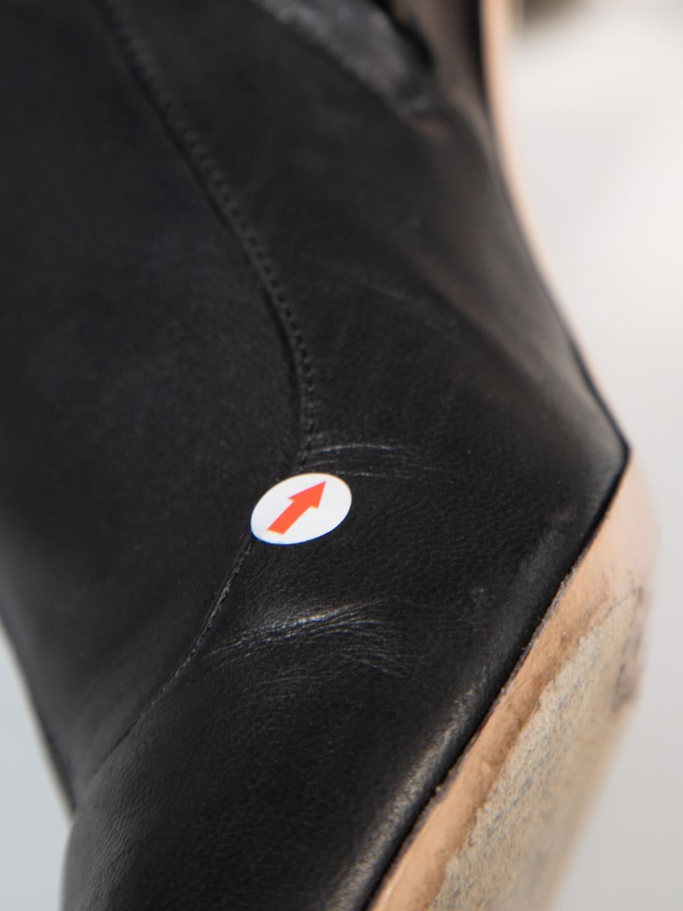 Nicholas Kirkwood bottes noires en cuir et fausses perles taille IT 38 en vente 3