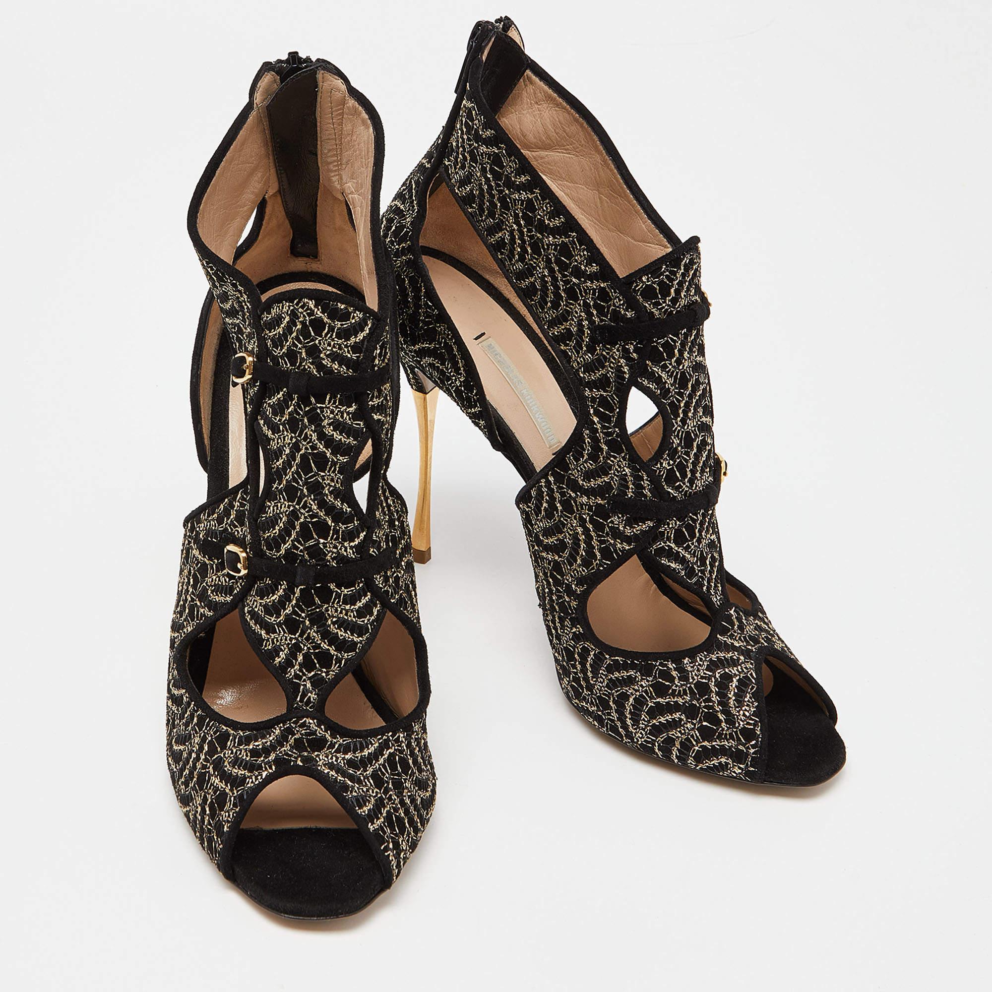 Nicholas Kirkwood Black/Gold Embroidered Suede Cut Out Sandals Size 41 In New Condition For Sale In Dubai, Al Qouz 2