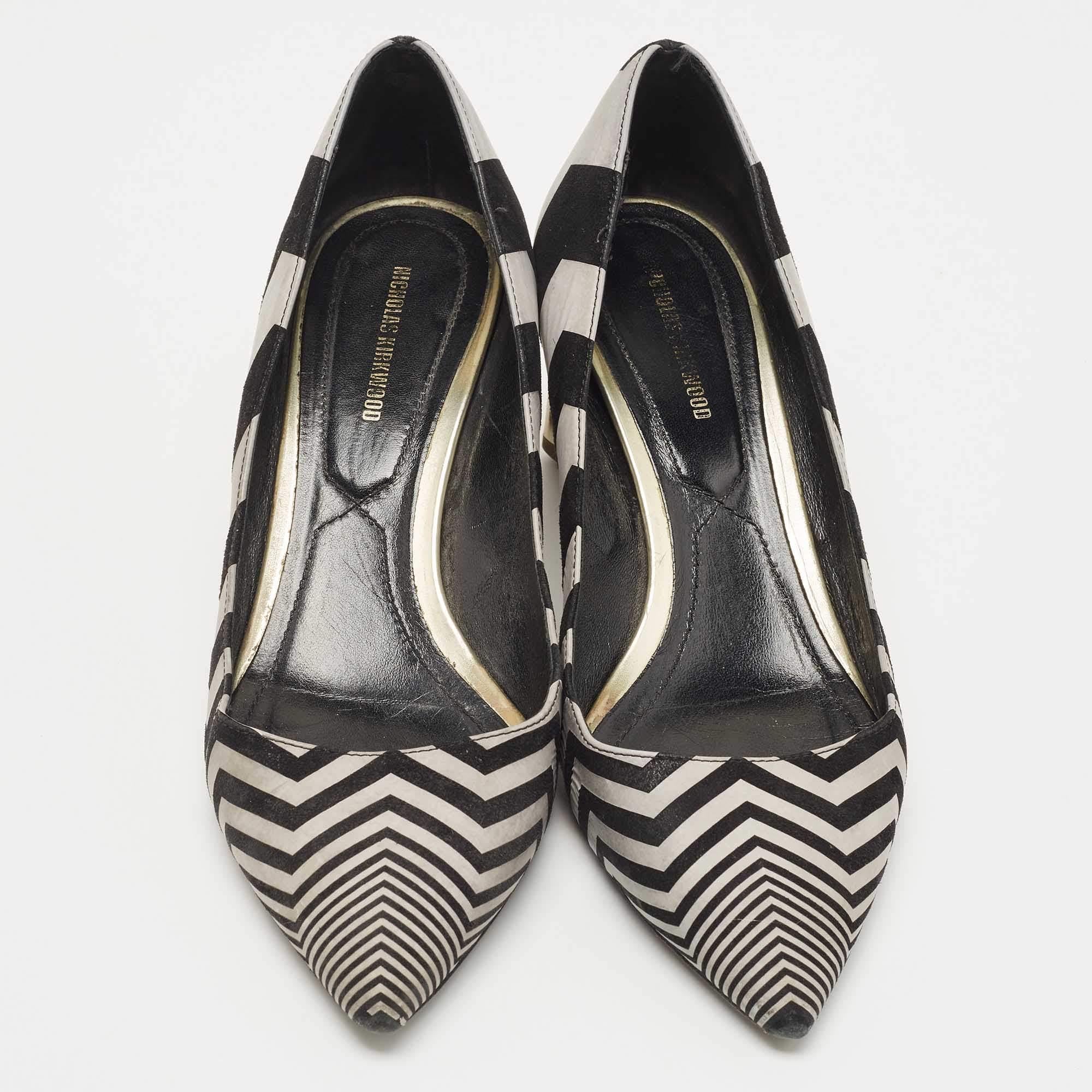 Nicholas Kirkwood Black/Grey Zigzag Print Suede Pumps Size 37.5 In Good Condition For Sale In Dubai, Al Qouz 2