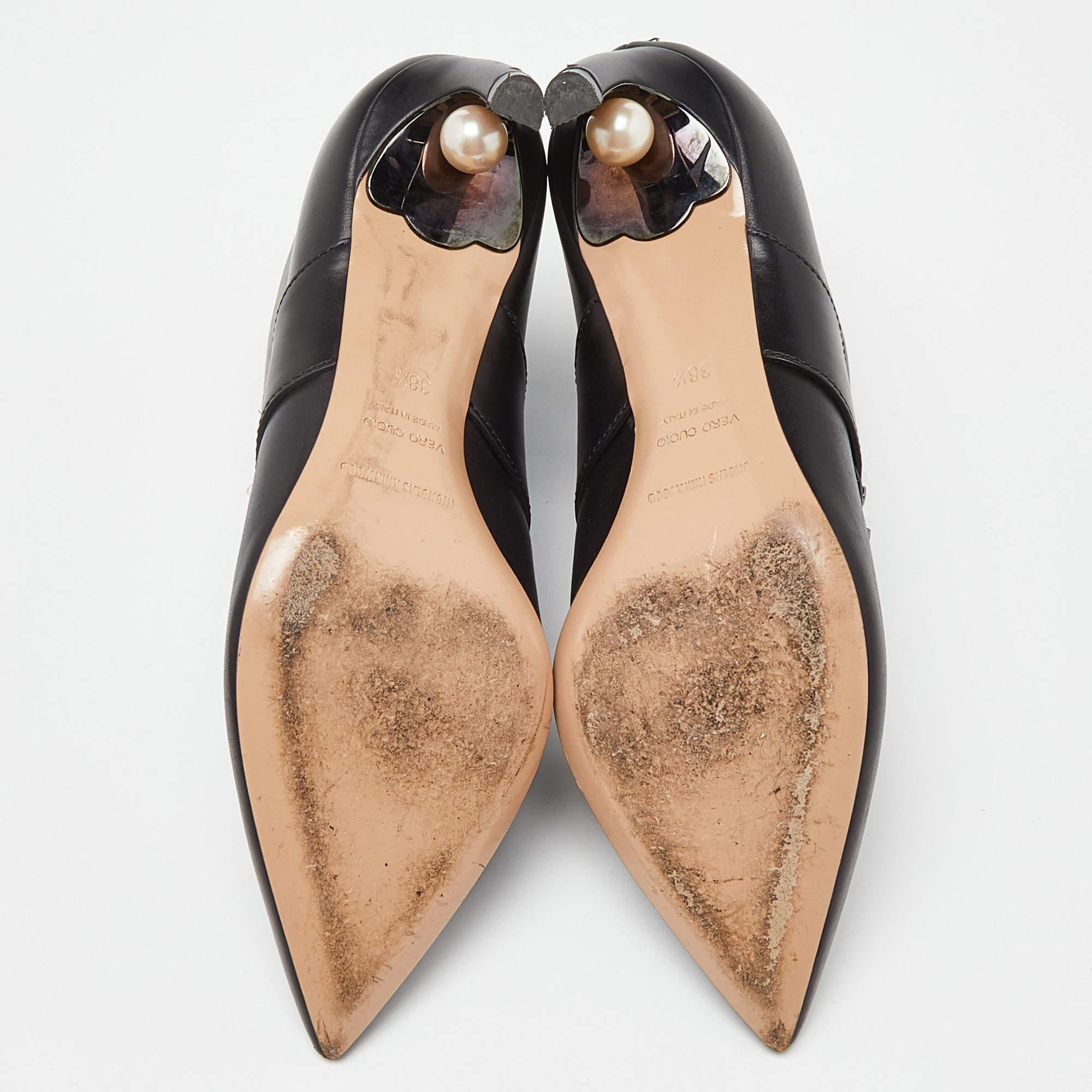 Nicholas Kirkwood Black Leather Faux Pearl Pointed Toe Ankle Boots Size 38.5 For Sale 2