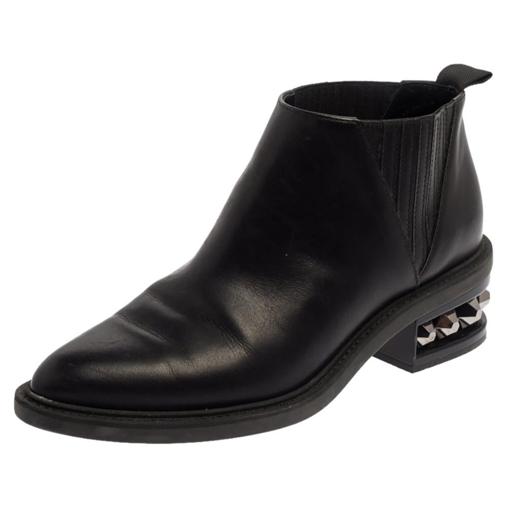 Nicholas Kirkwood Black leather Suzi Studded Ankle Boots Size 39