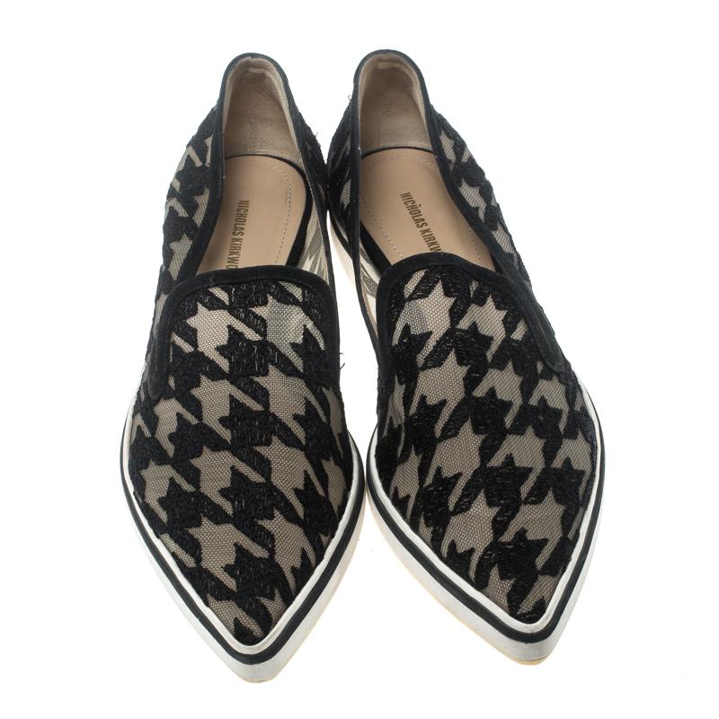 Nicholas Kirkwood Black Mesh and Fabric Alona Houndstooth Emroidered Pointed Toe In Good Condition In Dubai, Al Qouz 2