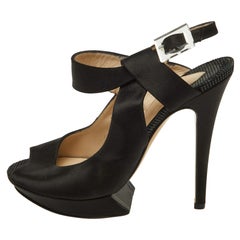 Nicholas Kirkwood Sandali Peep Toe in raso nero con cinturino alla caviglia misura 38,5