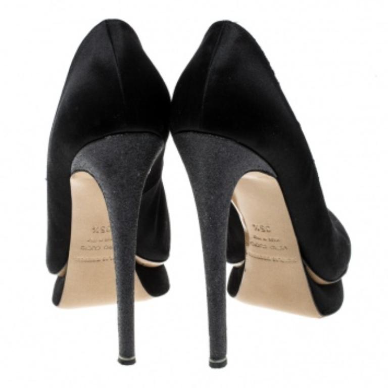 Nicholas Kirkwood Schwarze Satin Plateau-Pumps Größe 35.5 Damen im Angebot