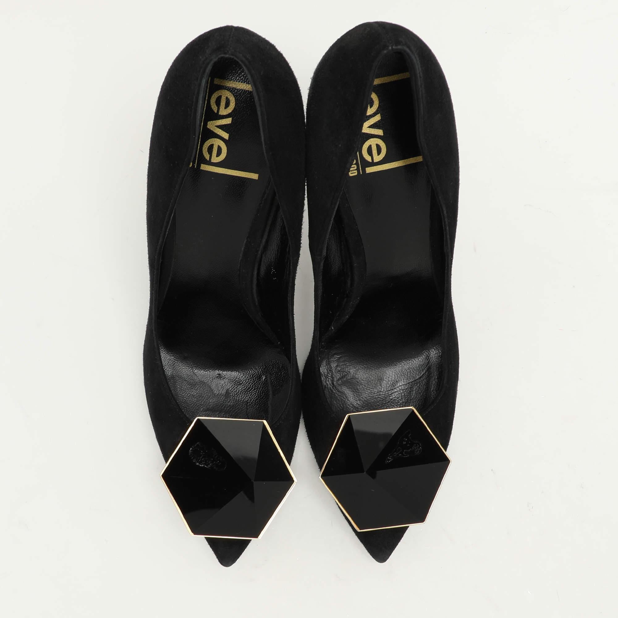 Nicholas Kirkwood Black Suede Eden Pumps Size 38 In Fair Condition For Sale In Dubai, Al Qouz 2