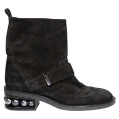 Nicholas Kirkwood Bottes en daim noir à fausse perle Taille IT 39