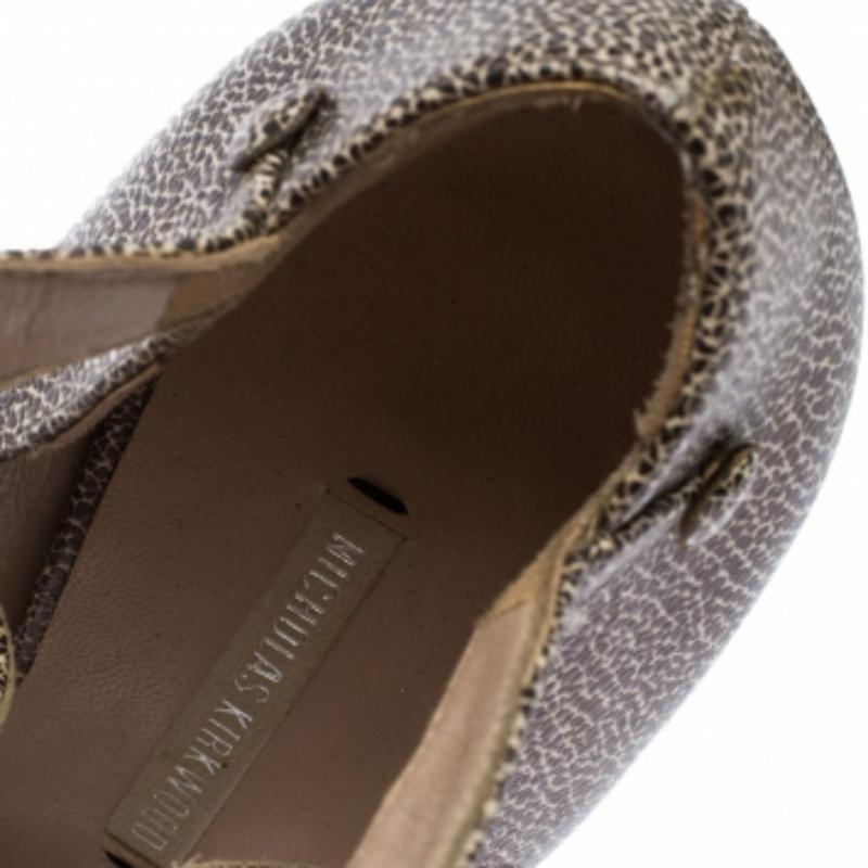 Noir Nicholas KIRKWOOD Sandales à lacets en cuir texturé noir Taille 39 en vente