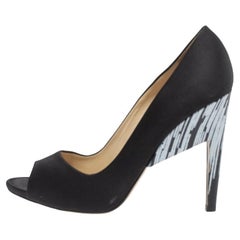 Nicholas Kirkwood Black/White Satin Peep Toe Pumps Size 39