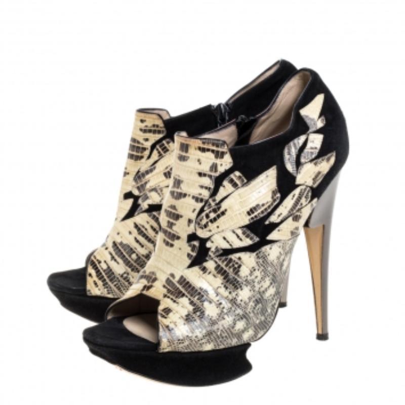 Nicholas Kirkwood Black/Yellow Lizard & Suede Peep Toe Platform Booties Size 40 For Sale 2