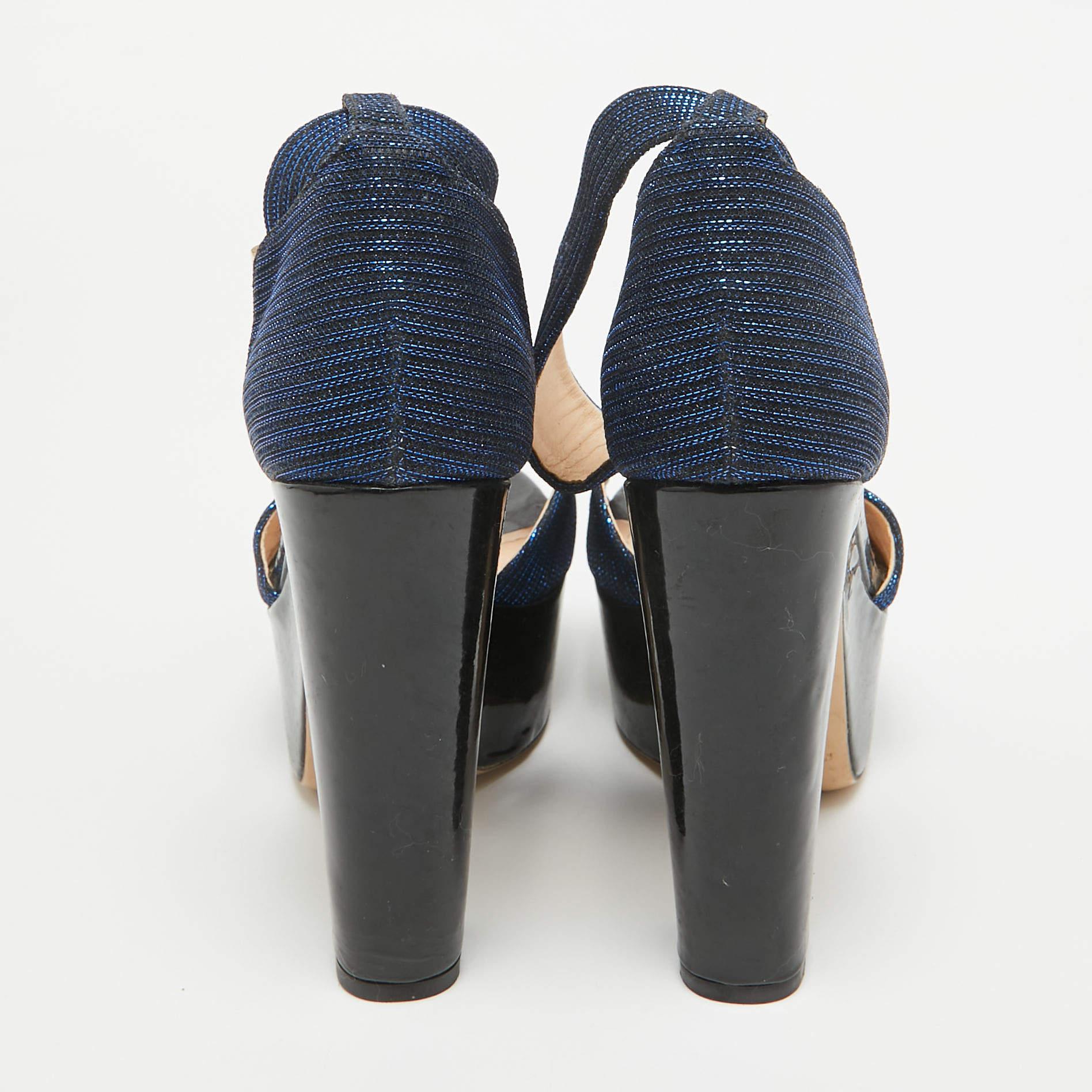 Nicholas Kirkwood Blue/Black Lurex Fabric and Patent Maya Sandals Size 38 For Sale 1