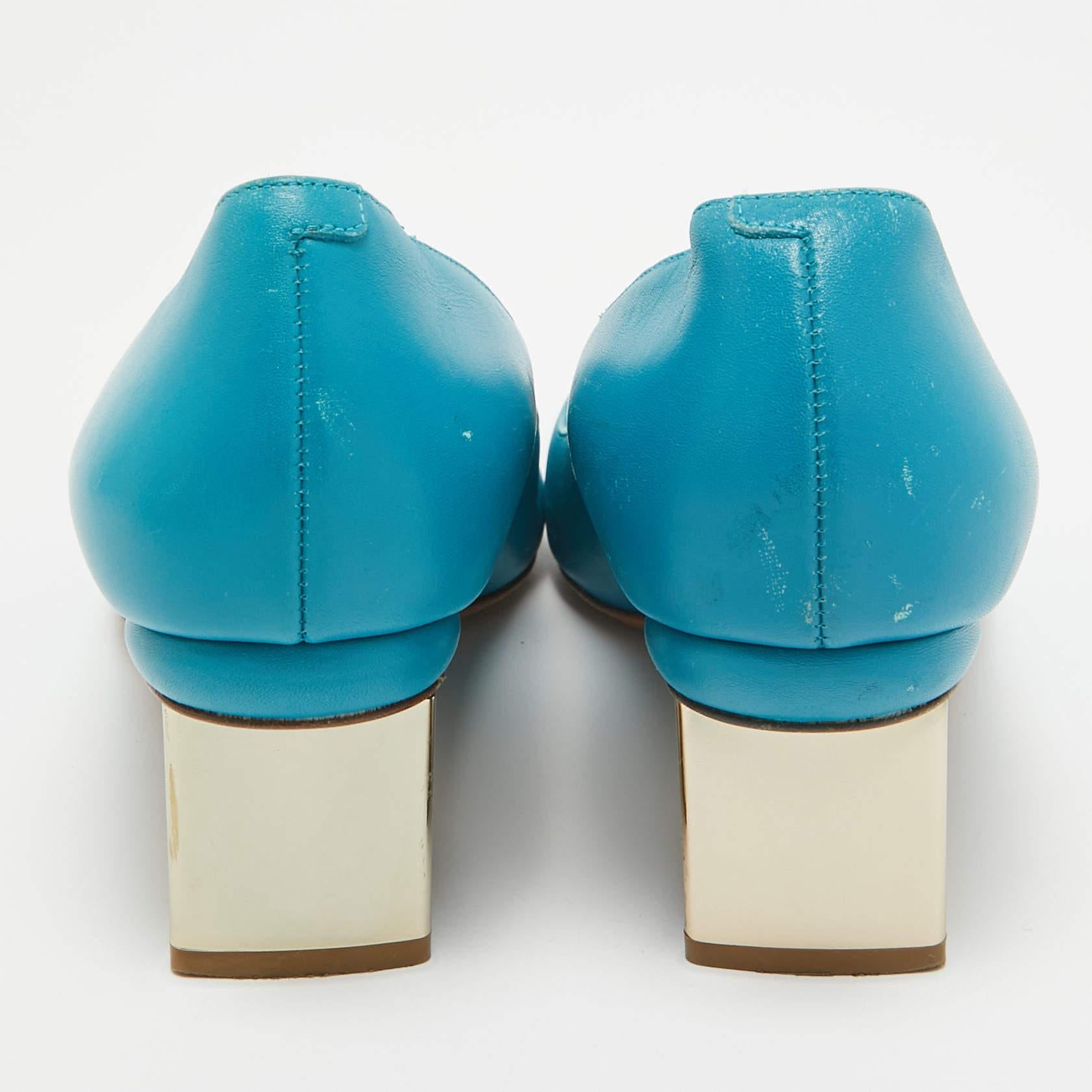 Donna Nicholas Kirkwood Pumps a punta in pelle blu misura 39,5 in vendita