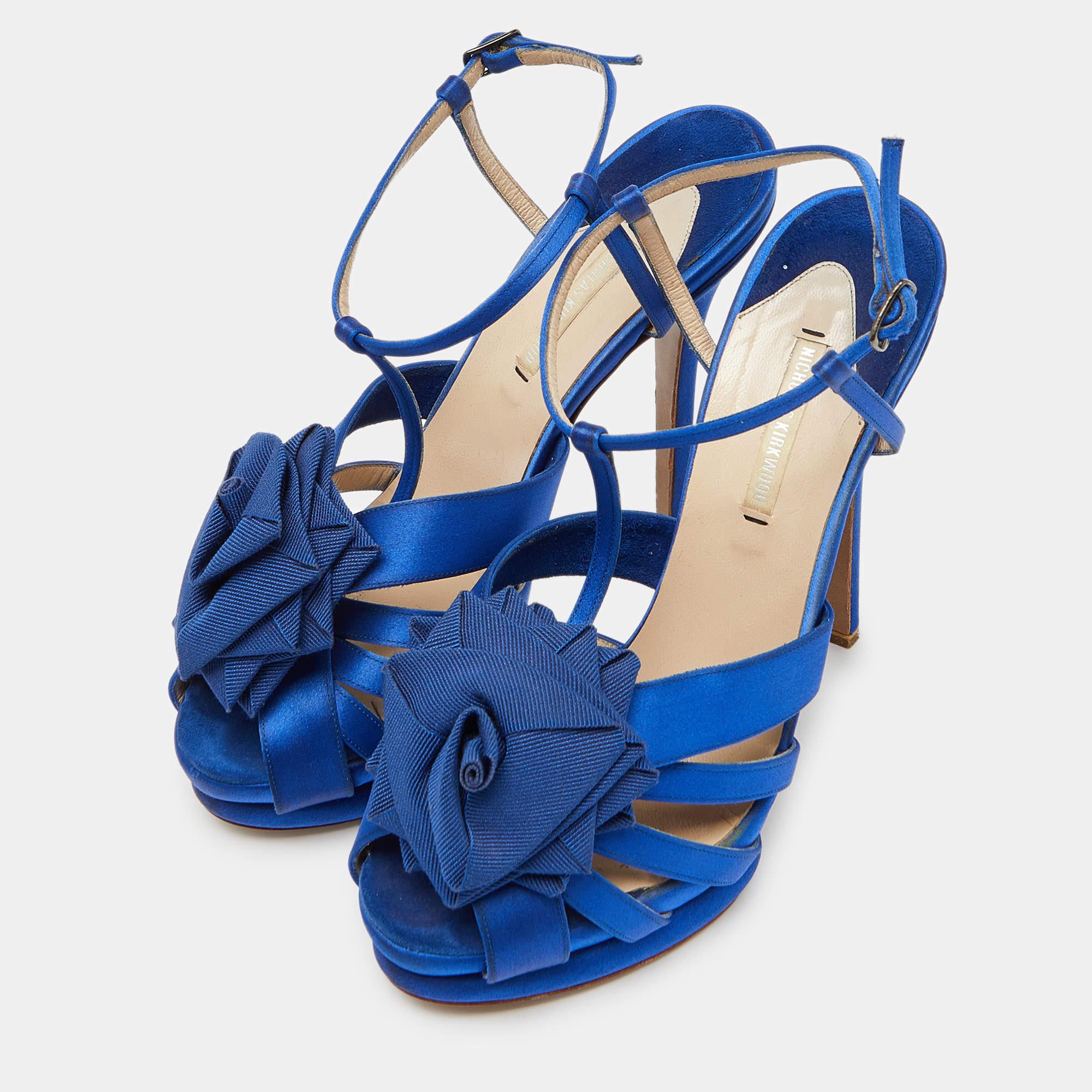 These stunning blue satin sandals are meant to last you season after season. They have a comfortable fit and high quality finish.