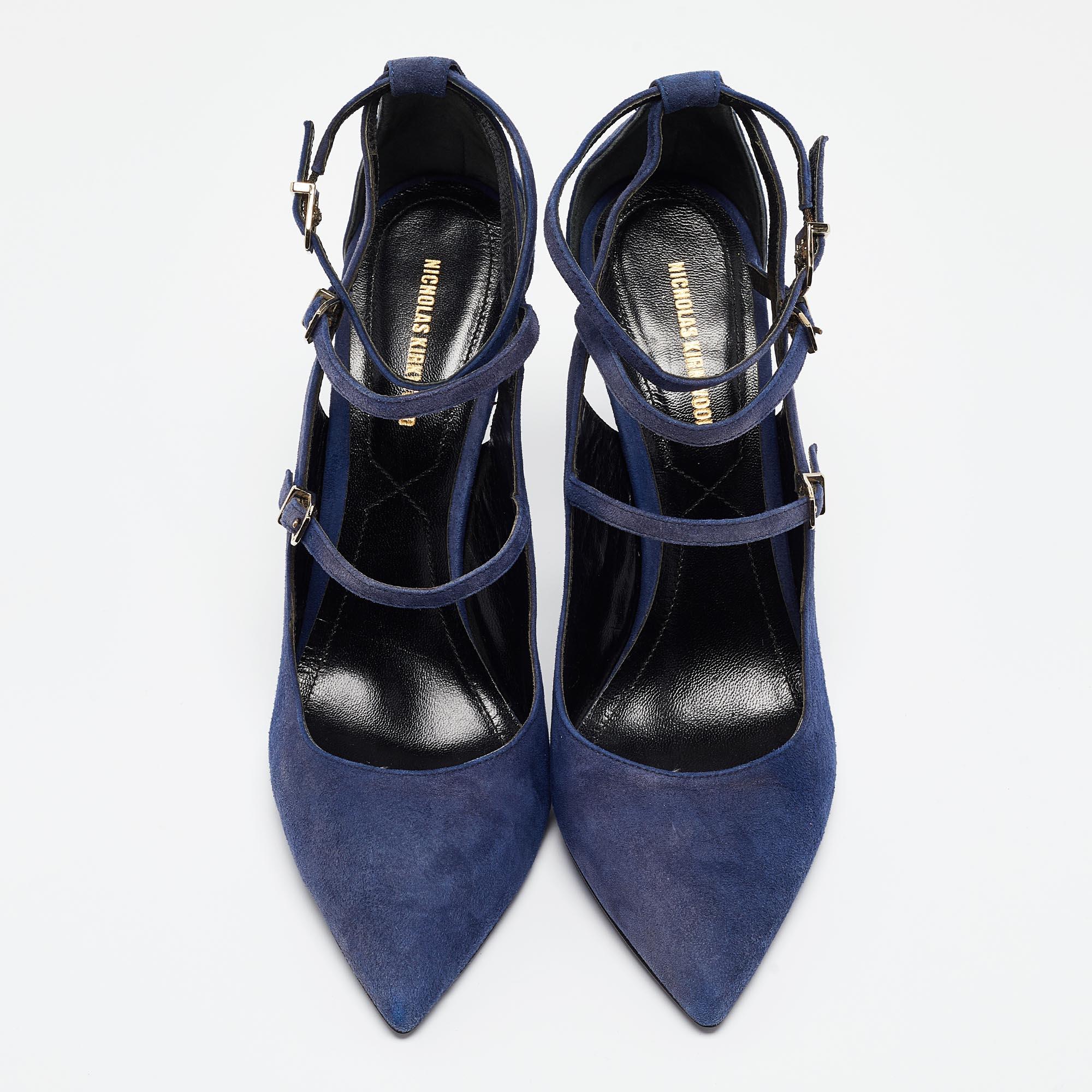 Nicholas Kirkwood Blue Suede Ruffle Buckle Pointed Toe Pumps Size 39 In Good Condition For Sale In Dubai, Al Qouz 2