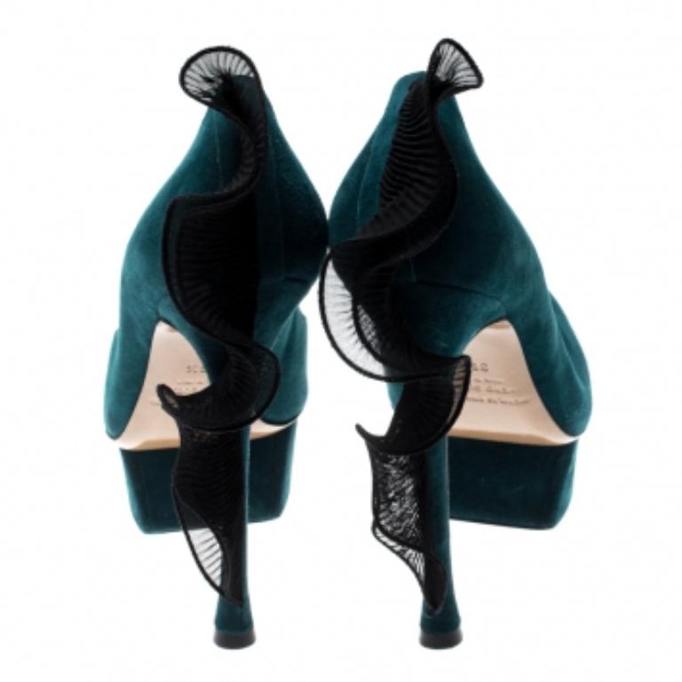 Donna Nicholas Kirkwood - Décolleté con plateau in camoscio blu con volant Taglia 36.5 in vendita