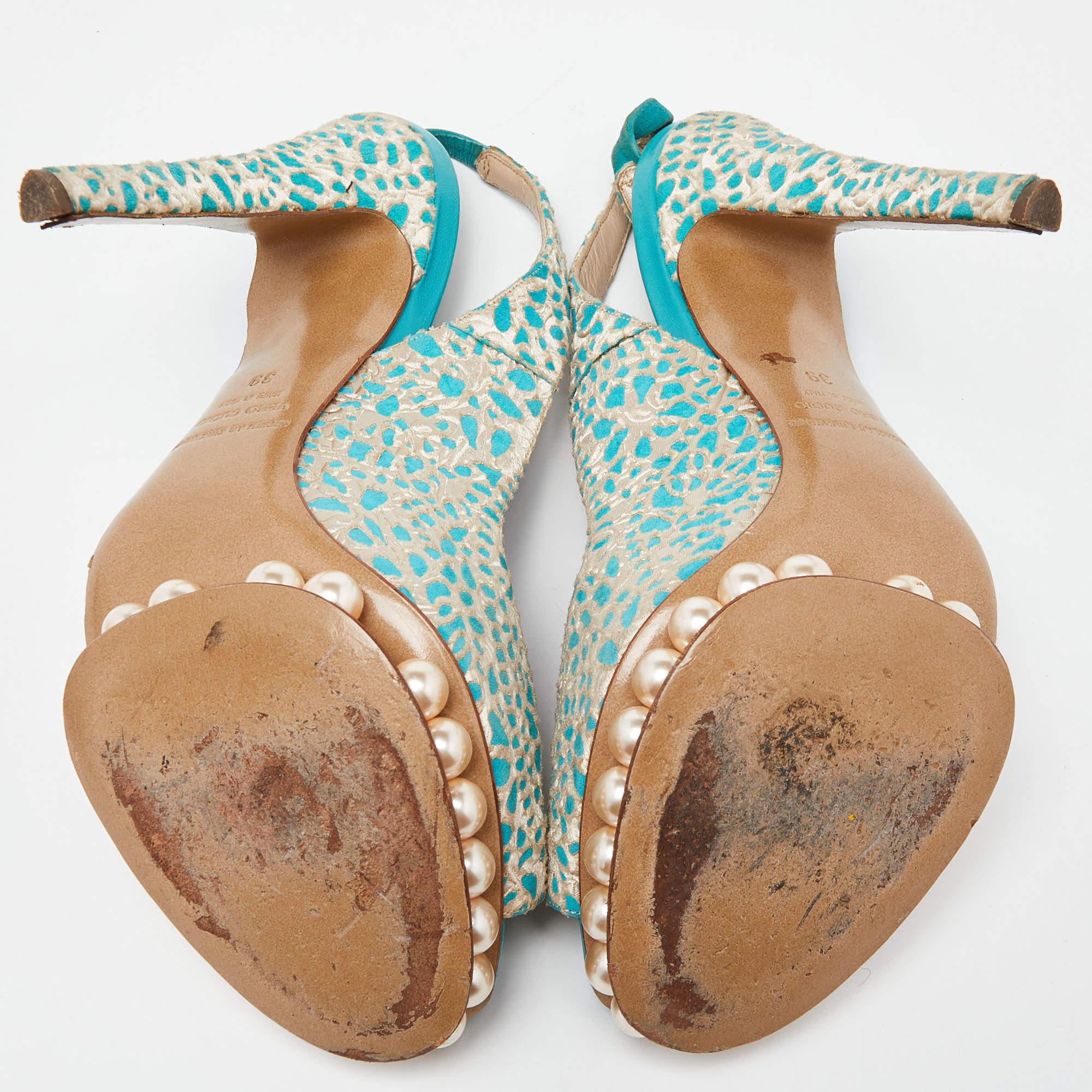 Nicholas Kirkwood Blue/White Textured Suede Pearl Slingback Sandals Size 39 For Sale 2