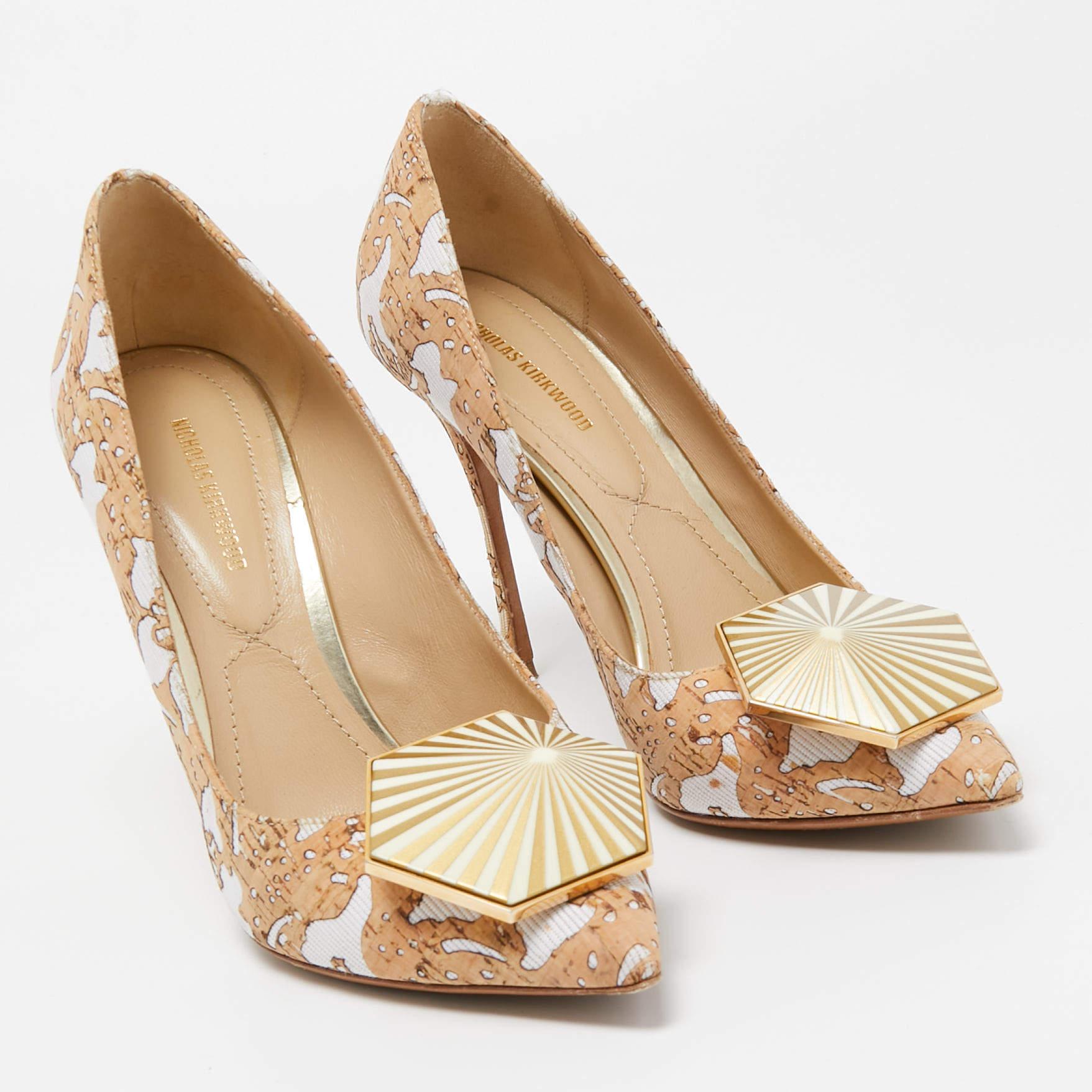 Nicholas Kirkwood Brown/White Cork and Fabric Eden Pumps Size 37.5 Bon état - En vente à Dubai, Al Qouz 2
