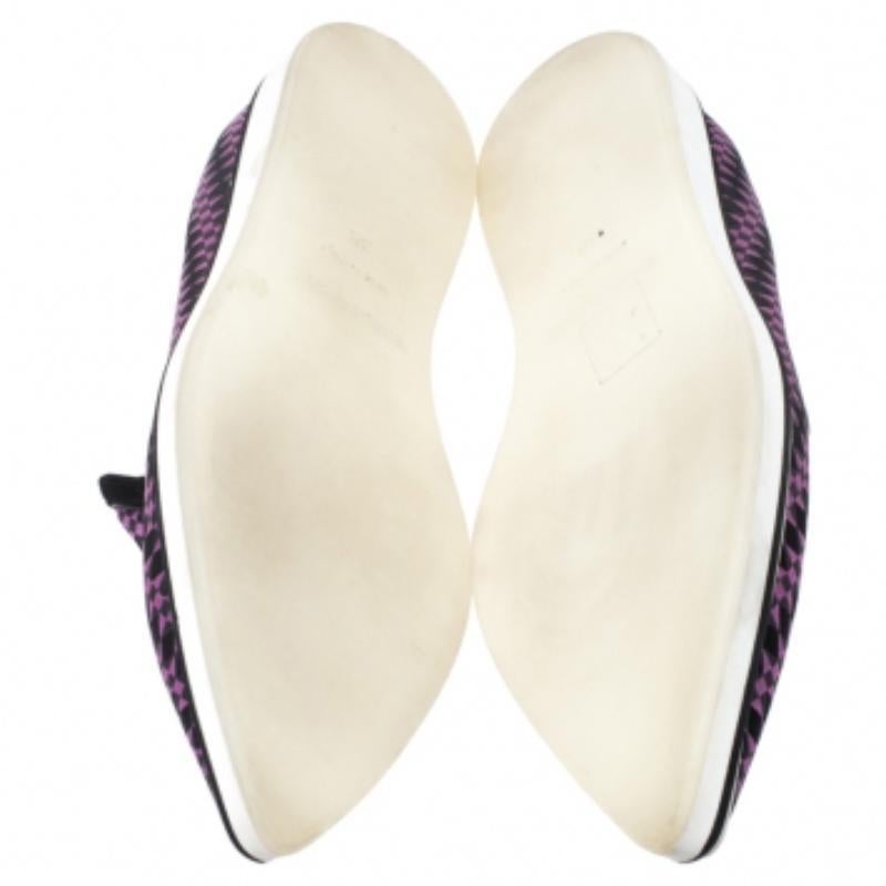 Nicholas KIRKWOOD Mocassins à bout pointu en satin brodé et en daim Alona Taille 38 en vente 2