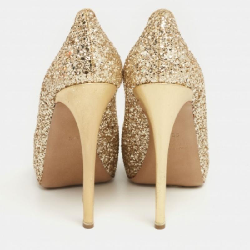Nicholas Kirkwood - Décolleté in pelle e glitter oro con punta a punta - misura 38,5 In condizioni buone in vendita a Dubai, Al Qouz 2