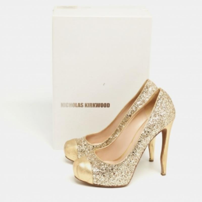 Nicholas Kirkwood - Décolleté in pelle e glitter oro con punta a punta - misura 38,5 in vendita 4
