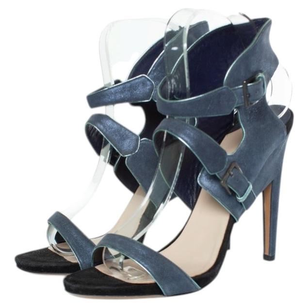 Nicholas Kirkwood, sandalias de tiras de piel gris y negra en venta
