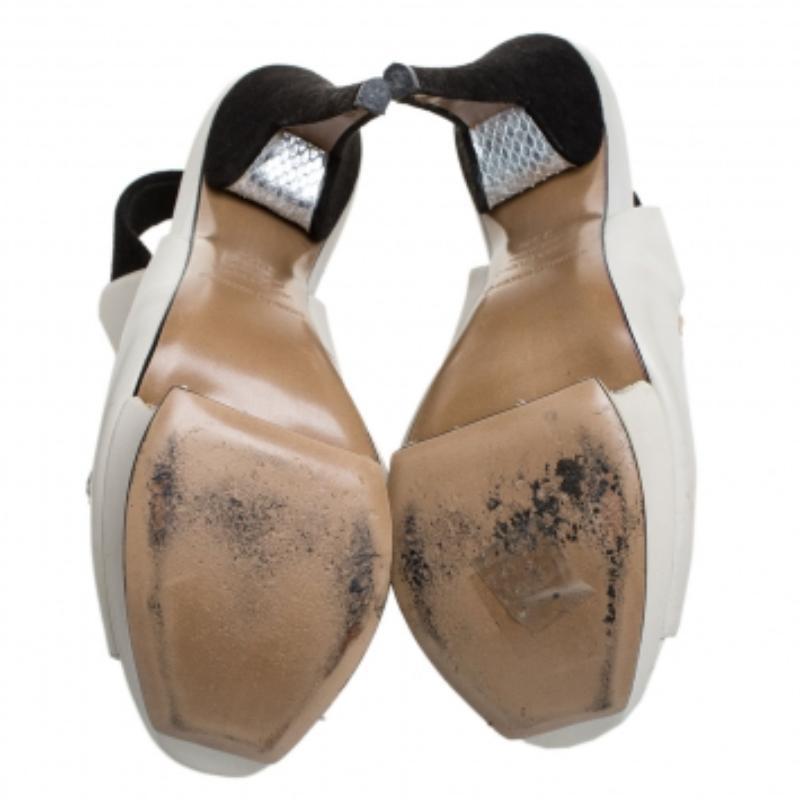 Nicholas Kirkwood Leather & Python Leather Slingback Platform Sandals Size 39.5 In Good Condition For Sale In Dubai, Al Qouz 2