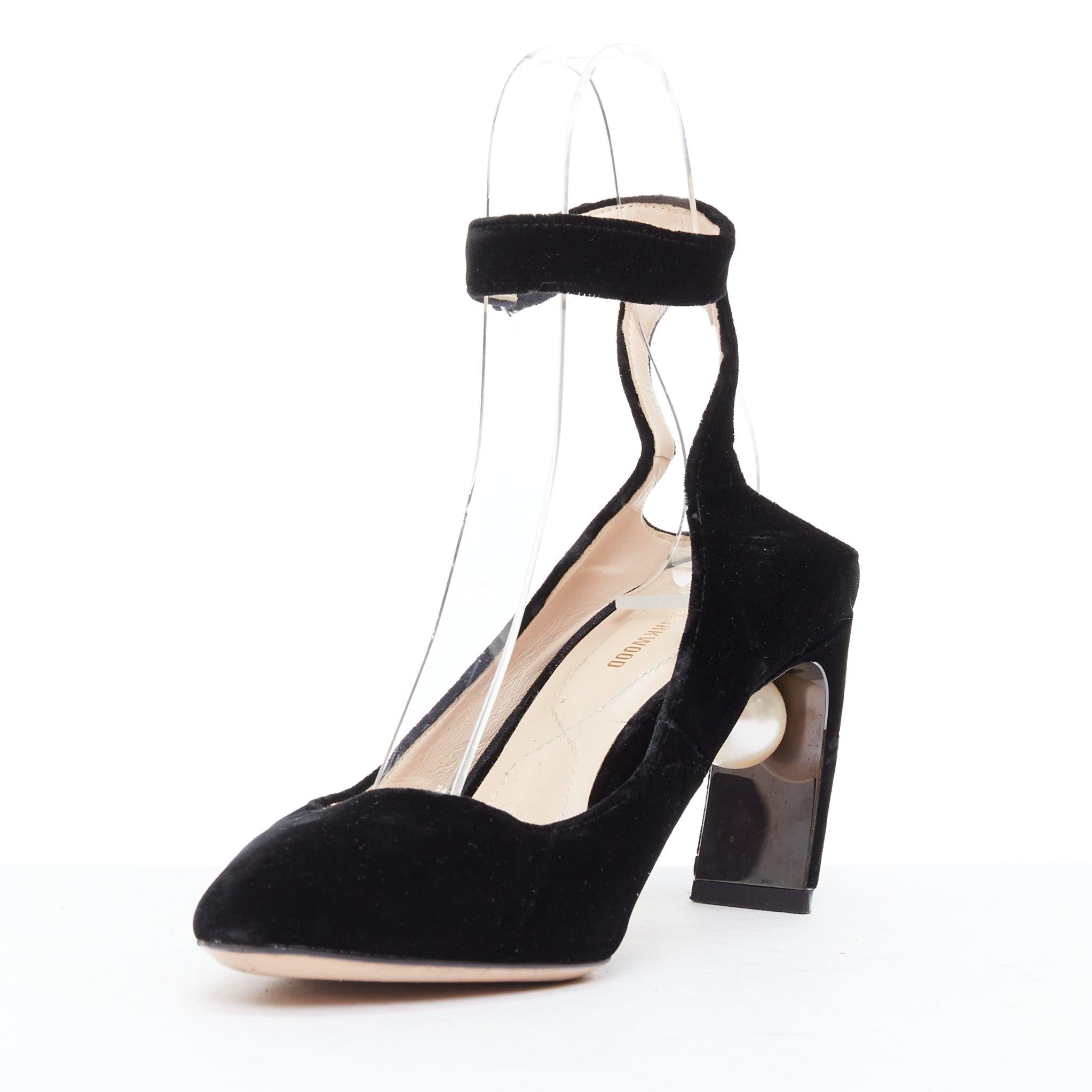 NICHOLAS KIRKWOOD Lola black velvet pearl heel slingback pumps EU38 In Good Condition In Hong Kong, NT