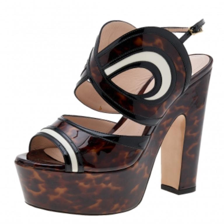 Nicholas Kirkwood Sandali con tacco a blocco e plateau in pelle stampata color marmo misura 36,5 in vendita 1