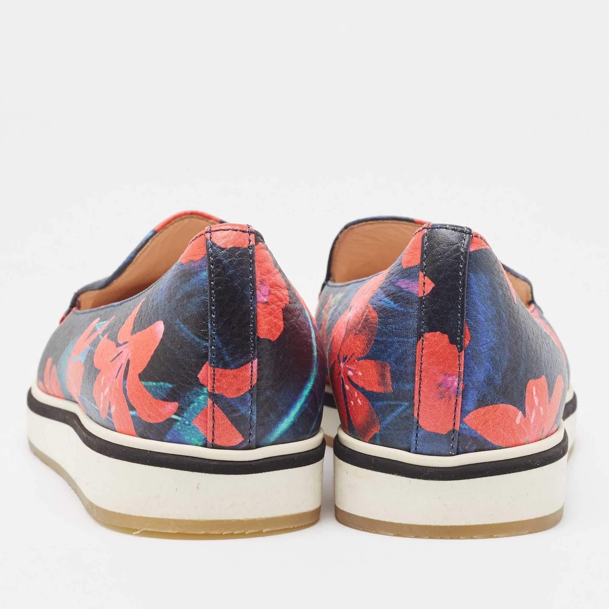 Women's Nicholas Kirkwood Multicolor Floral Print Leather Alona Smoking Slipper Size 37 For Sale