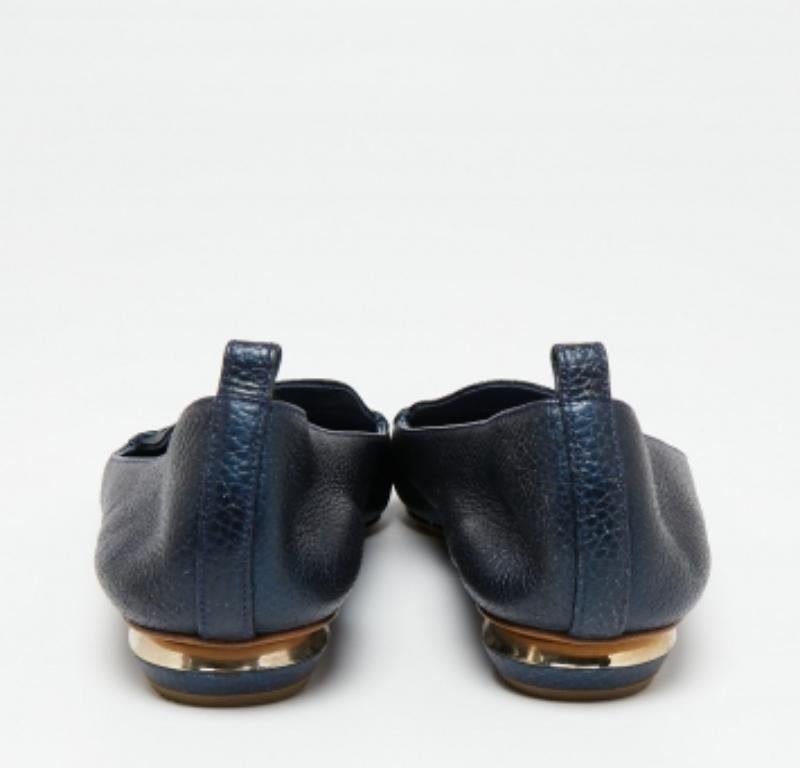 Donna Nicholas Kirkwood Mocassini a punta Beya in pelle blu navy taglia 41 in vendita