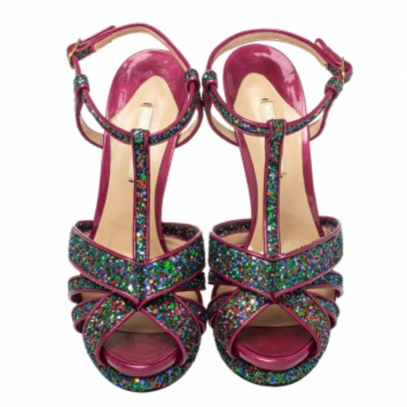 Nicholas Kirkwood Patent Leather and Glitter T Strap Platform Sandals Size 39 For Sale 1