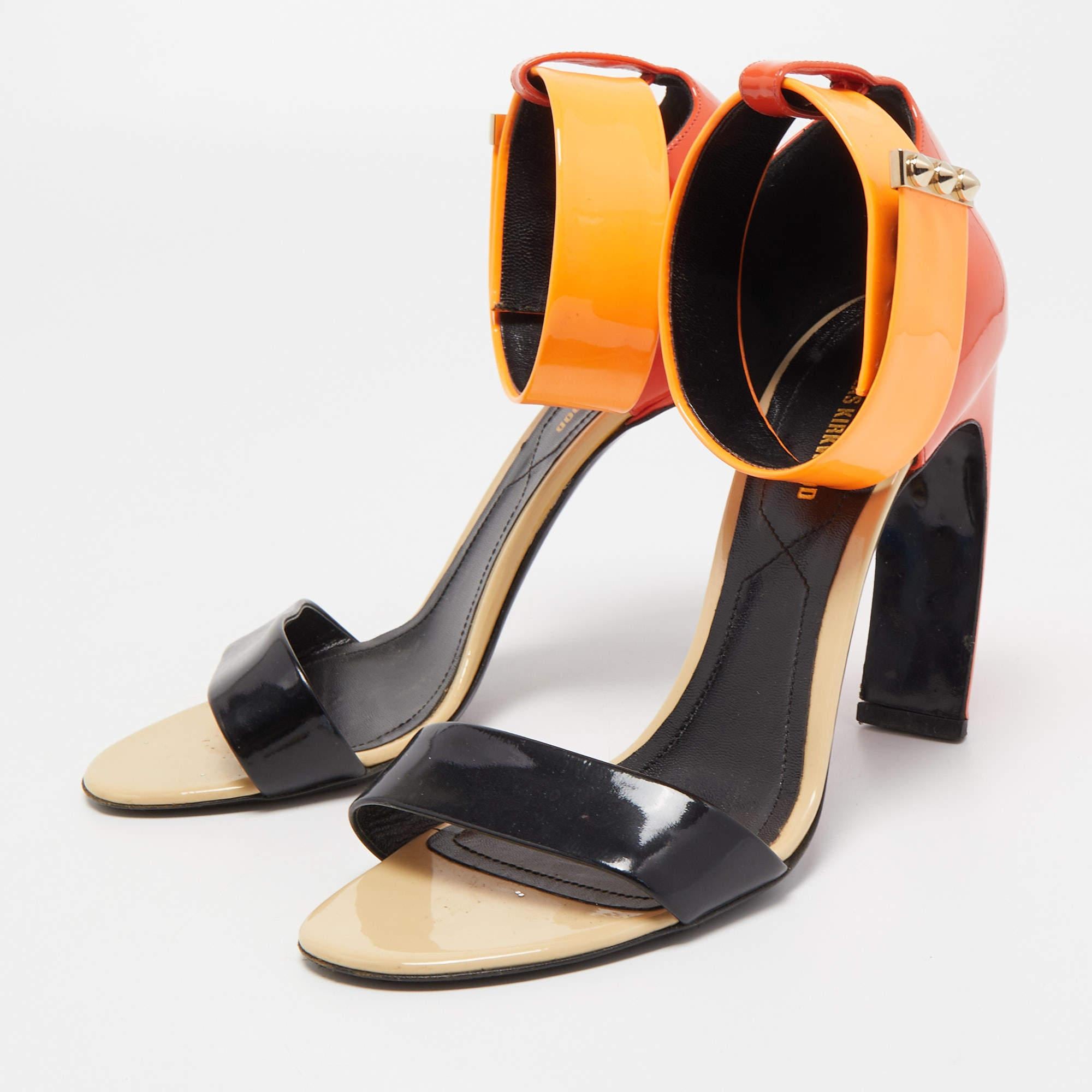 Wear these designer sandals to spruce up any outfit. They are versatile  chic  and can be easily styled. Made using quality materials  these sandals are well built and long lasting.