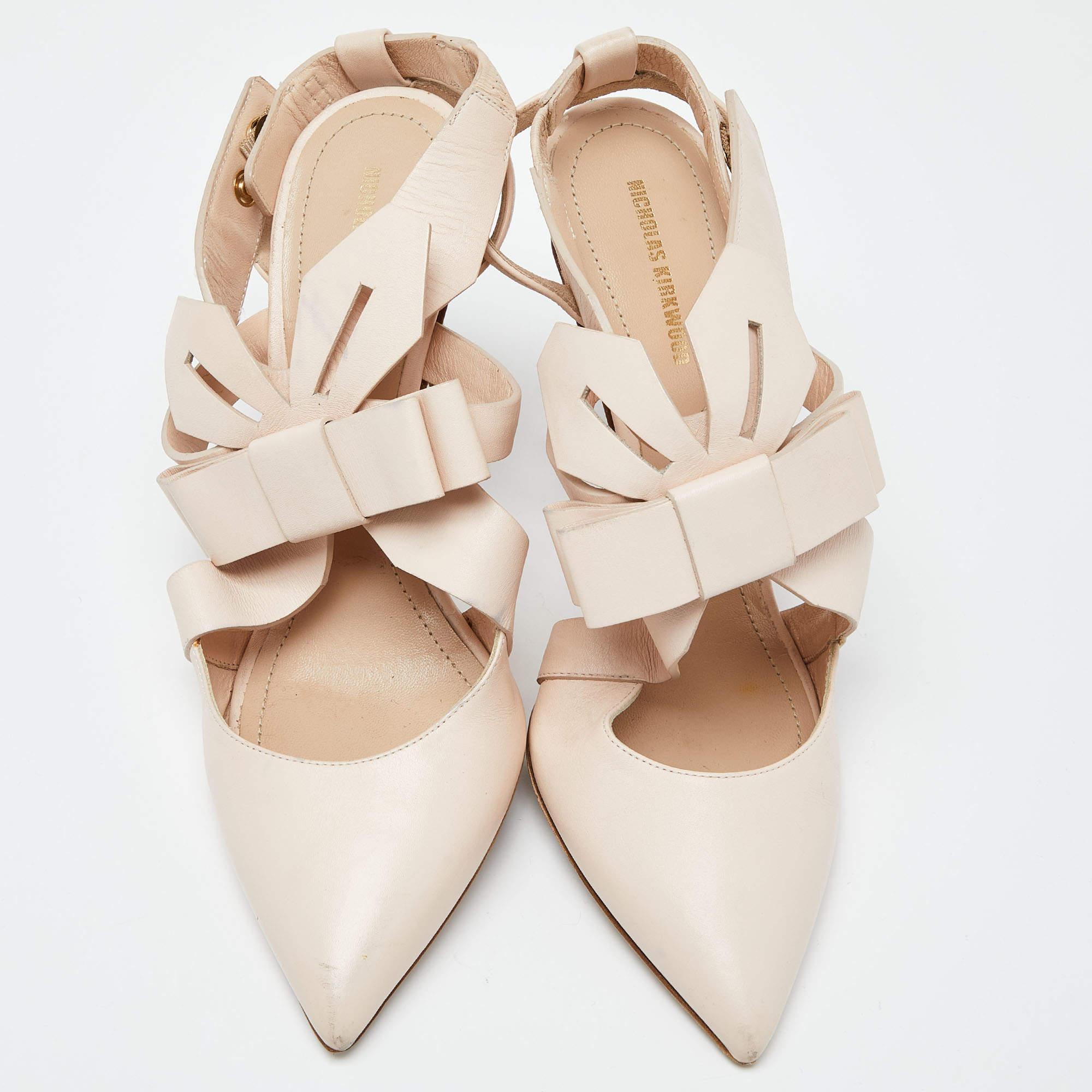 Beige Nicholas Kirkwood Pink Leather Pointed Ankle Strap Sandals Size 38.5 For Sale