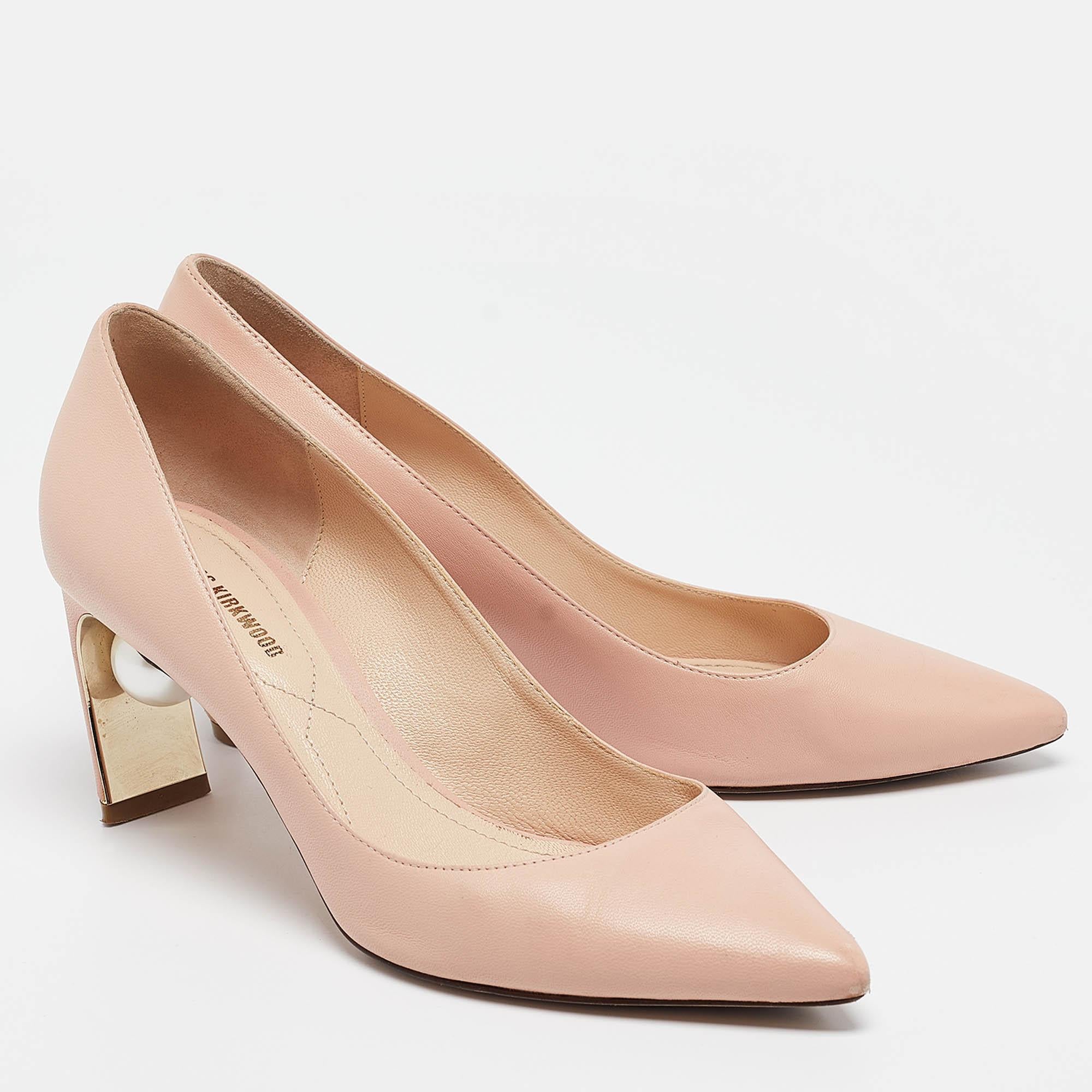 Nicholas Kirkwood Pink Leather Pointed Toe Pumps Size 36 In Fair Condition For Sale In Dubai, Al Qouz 2