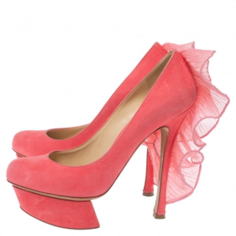 Nicholas Kirkwood Pink Suede Ruffle Trimmed Platform Pumps Size 36.5 For Sale 3