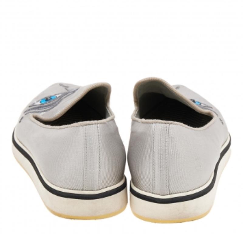 Nicholas Kirkwood Silver Fabric Eye Motif Iris Slip On Loafers Taglia 37.5 in vendita 1