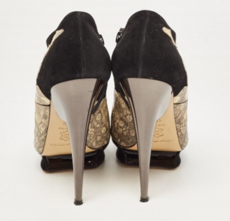 Nicholas Kirkwood Suede and Embossed Lizard Open Toe Platform Booties Size 40.5 In Good Condition For Sale In Dubai, Al Qouz 2