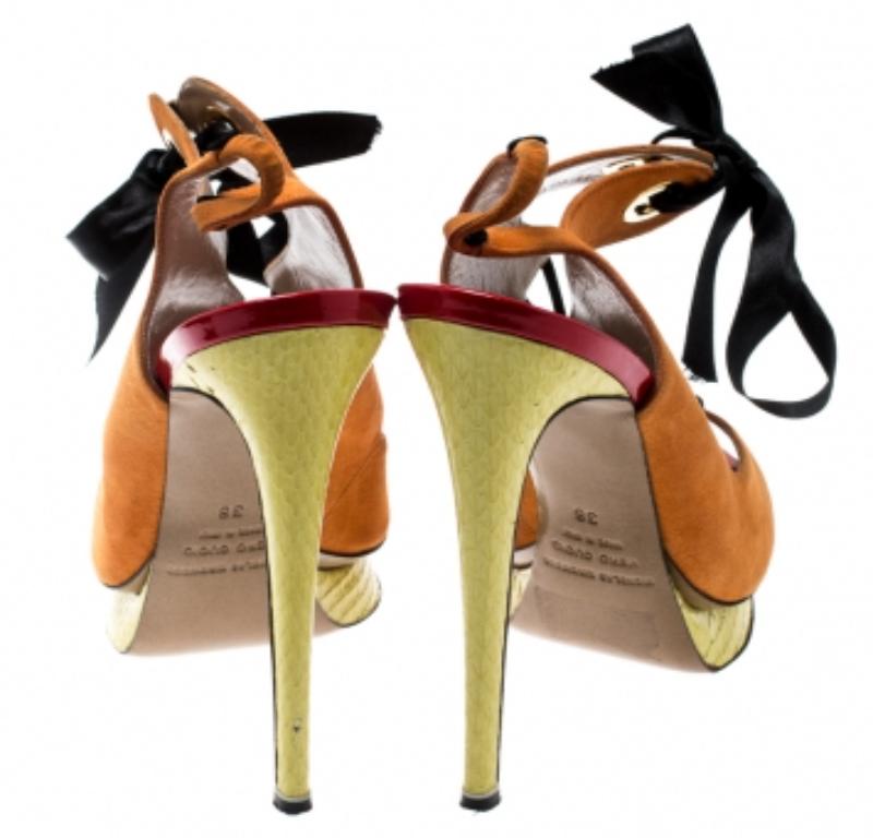 Nicholas Kirkwood Suede Elaphe Python Cut Out Platform Slingback Sandals Size 38 (Sandales à talons compensés en daim Elaphe Python) Pour femmes en vente