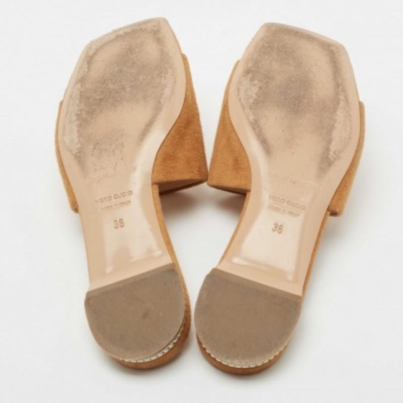 Nicholas Kirkwood Tan Suede Pearl Embellished Flat Slides Size 36 For Sale 3