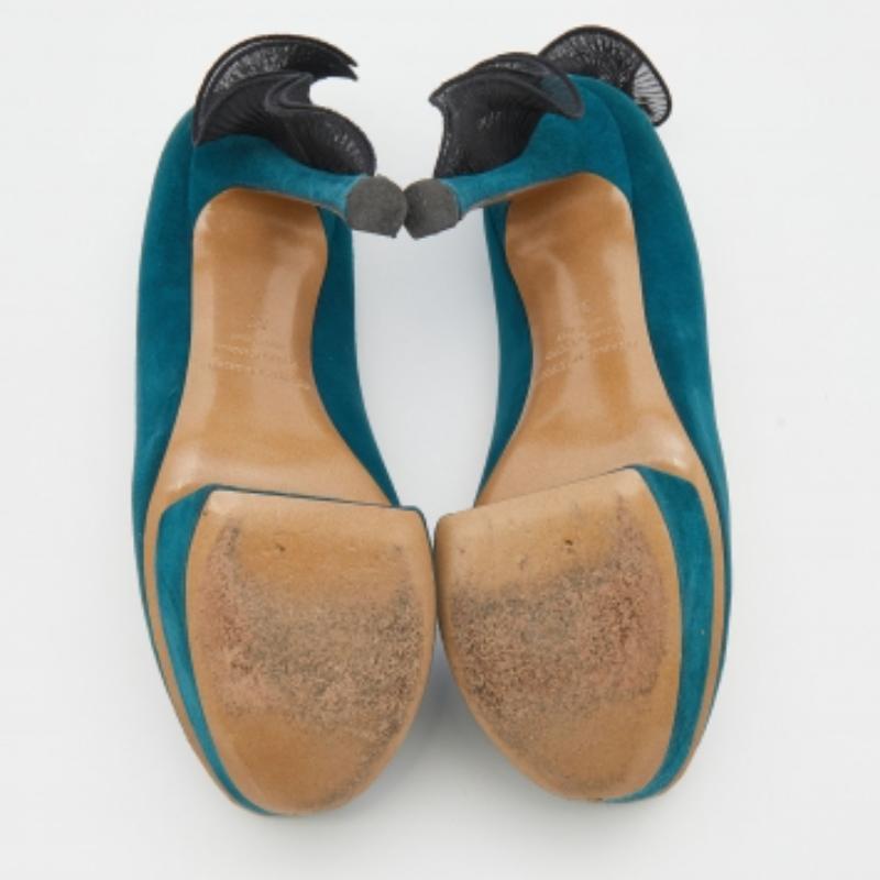 Nicholas Kirkwood Blu/Nero in pelle scamosciata e tessuto a balze con plateau Taglia 37 in vendita 3