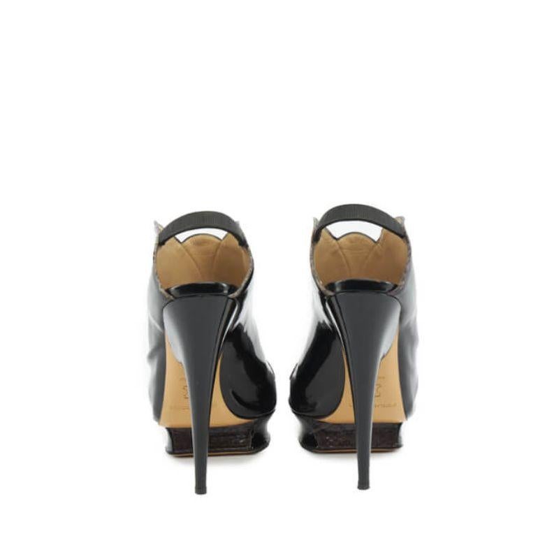 Nicholas Kirkwood Women's Black Patent Leather Peep-Toe Slingback Platform Heels For Sale 1