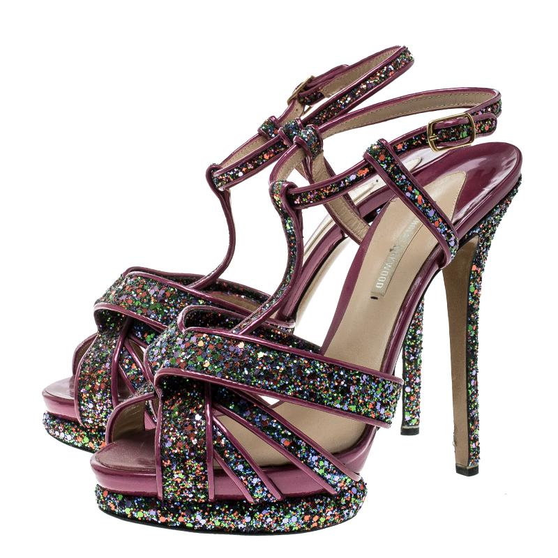 Nicholas  Magenta Patent Leather and Glitter T Strap Platform Sandals Size 40 In New Condition In Dubai, Al Qouz 2