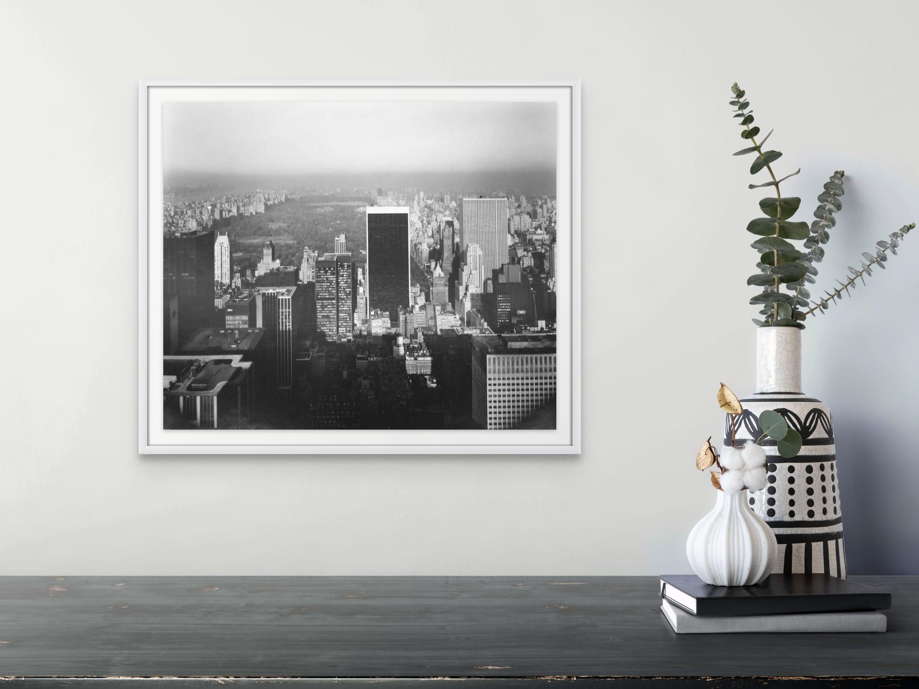 Vista nord dalla 48esima strada, New York City - Landscape Photograph Nero di Nicholas Nixon