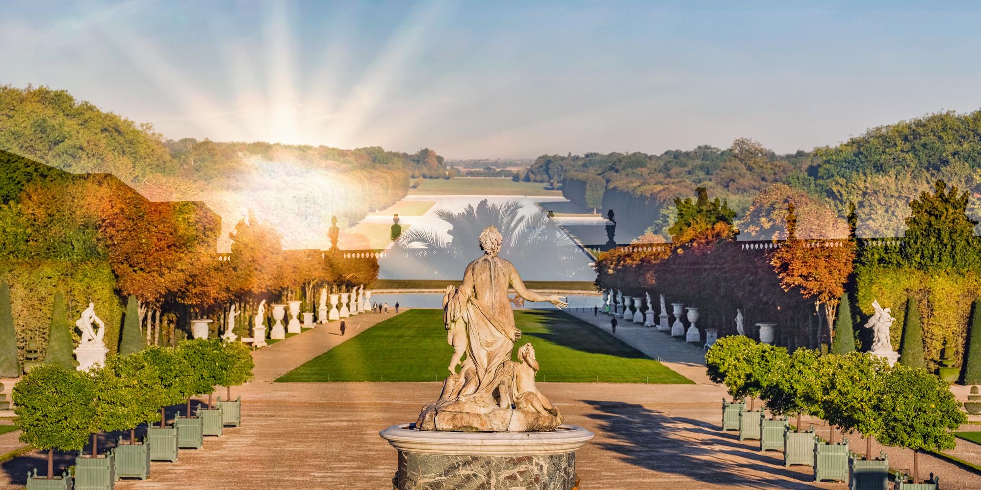 Nicolas Ruel Color Photograph - Allée Royale (Versailles, France)