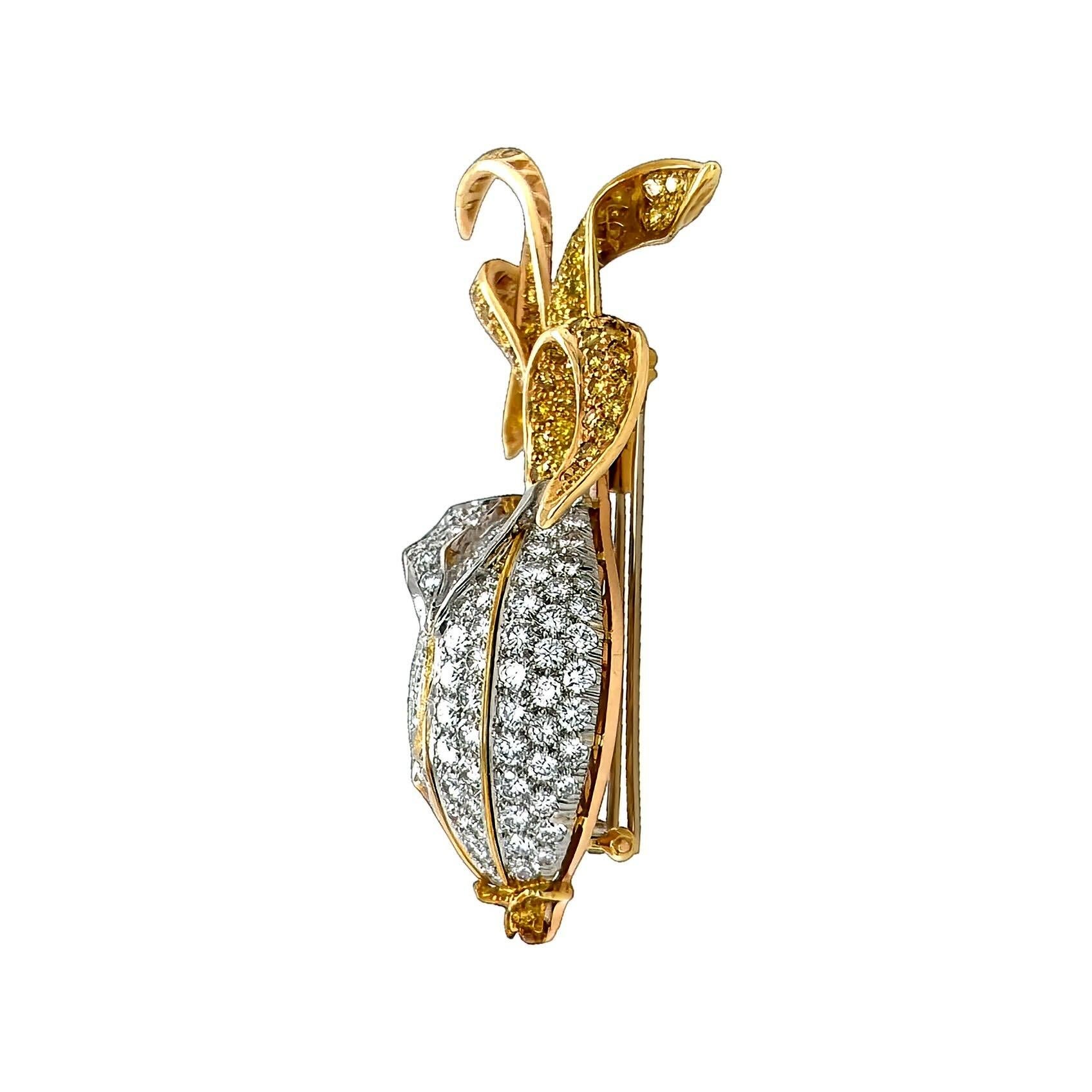 Round Cut NICHOLAS VARNEY Peeling Onion Diamond Brooch For Sale
