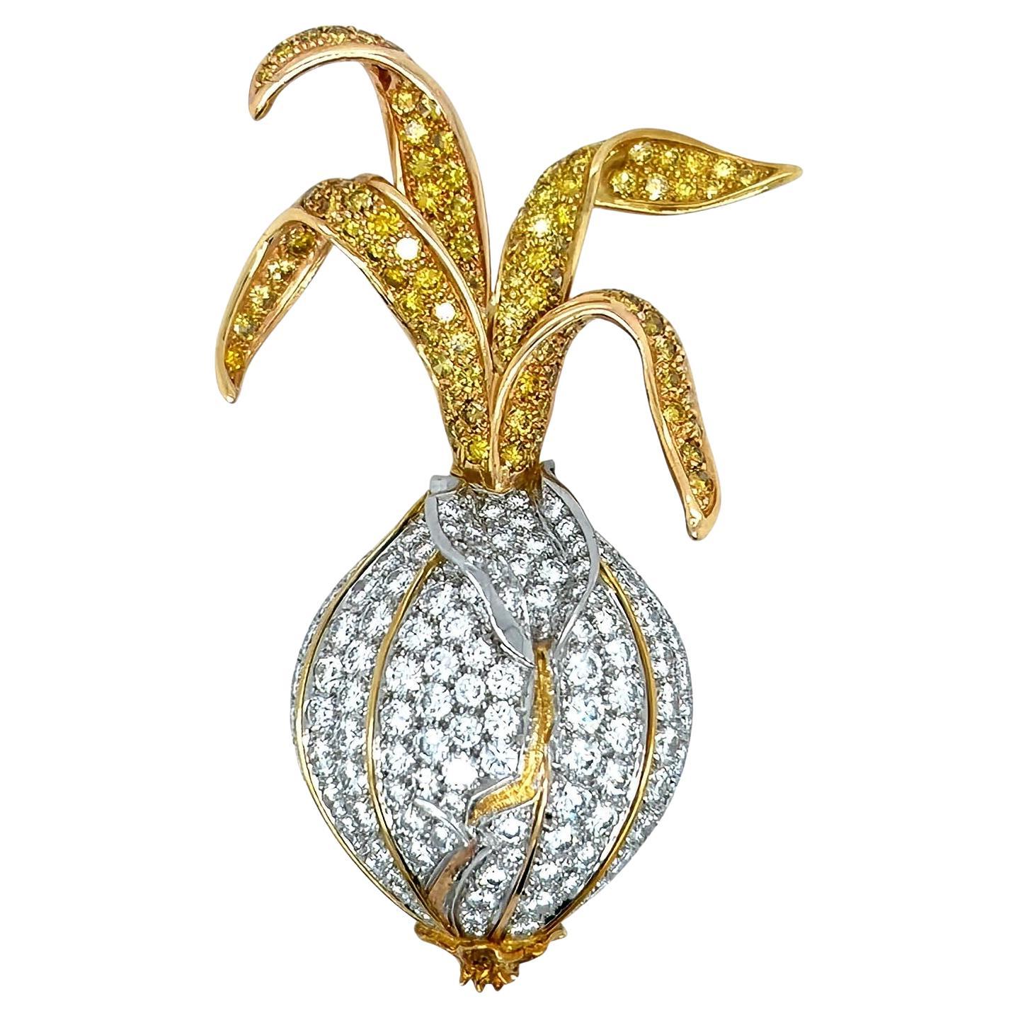 NICHOLAS VARNEY Peeling Onion Diamond Brooch For Sale