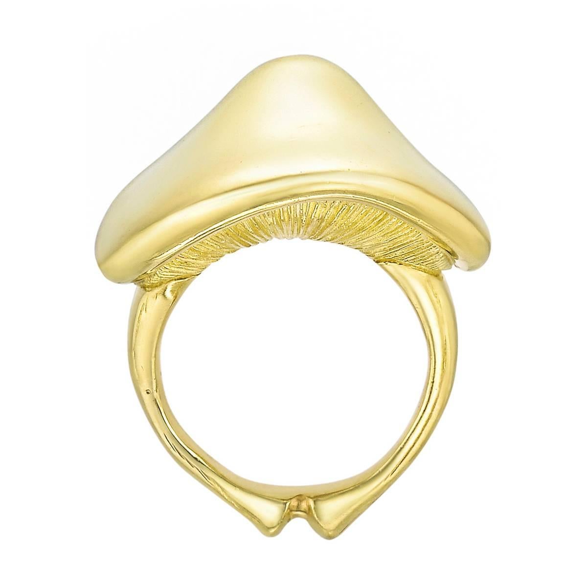 Nicholas Varney Yellow Gold Mushroom Ring For Sale