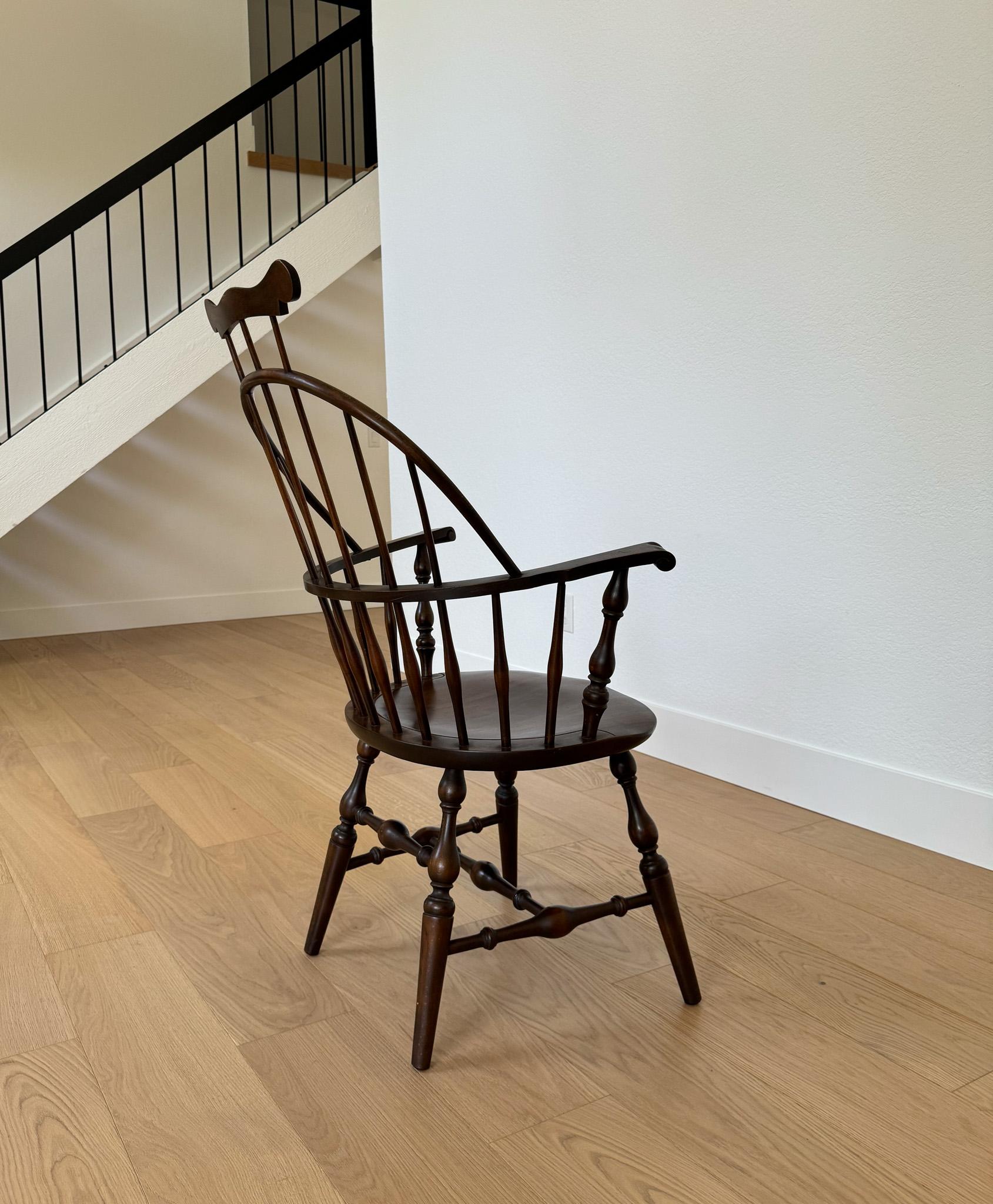 Nichols & Stone American Comb Back Windsor Chair, United States, 20th Century 1